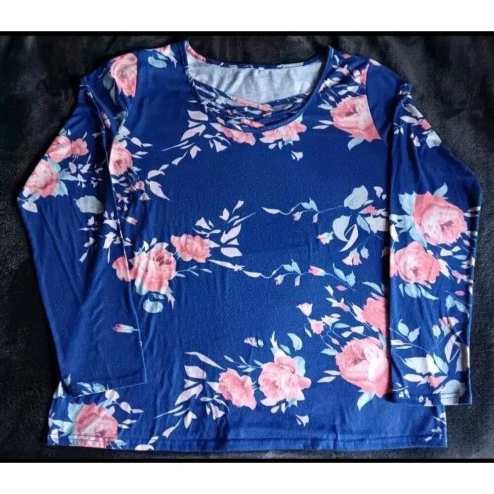 Shirt Size 1X Womens Casual Style Blue With Pink Flowers Criss Cross Design